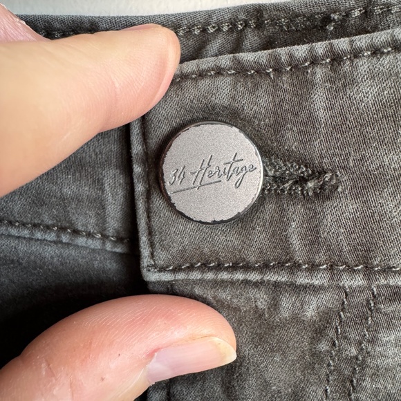 34 Heritage Men's Courage Mid-Rise Straight Casual Pant Gray 36/32 Twill Stretch - Picture 5 of 16